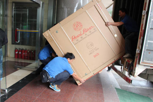 东坡钢琴贵重工艺品无忧运